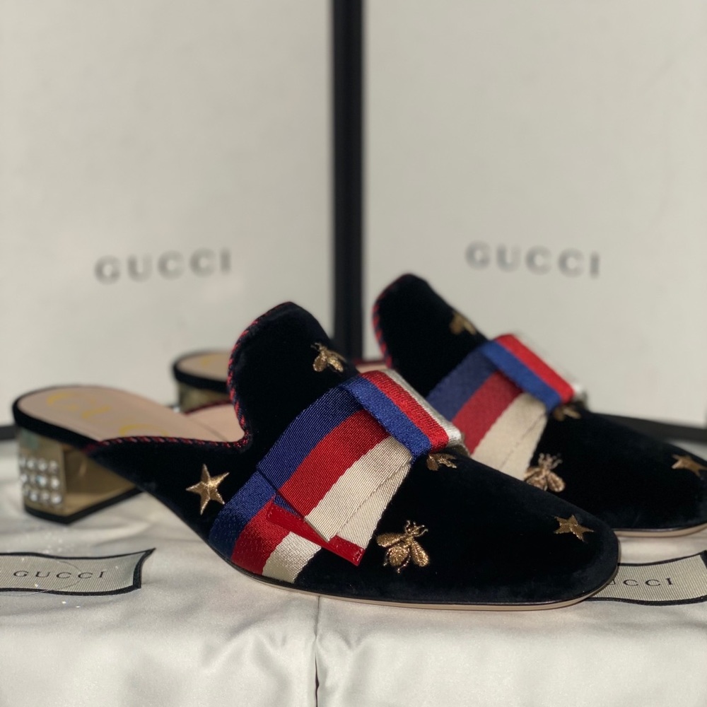 - Embroidered velvet slide with Sylvie bow